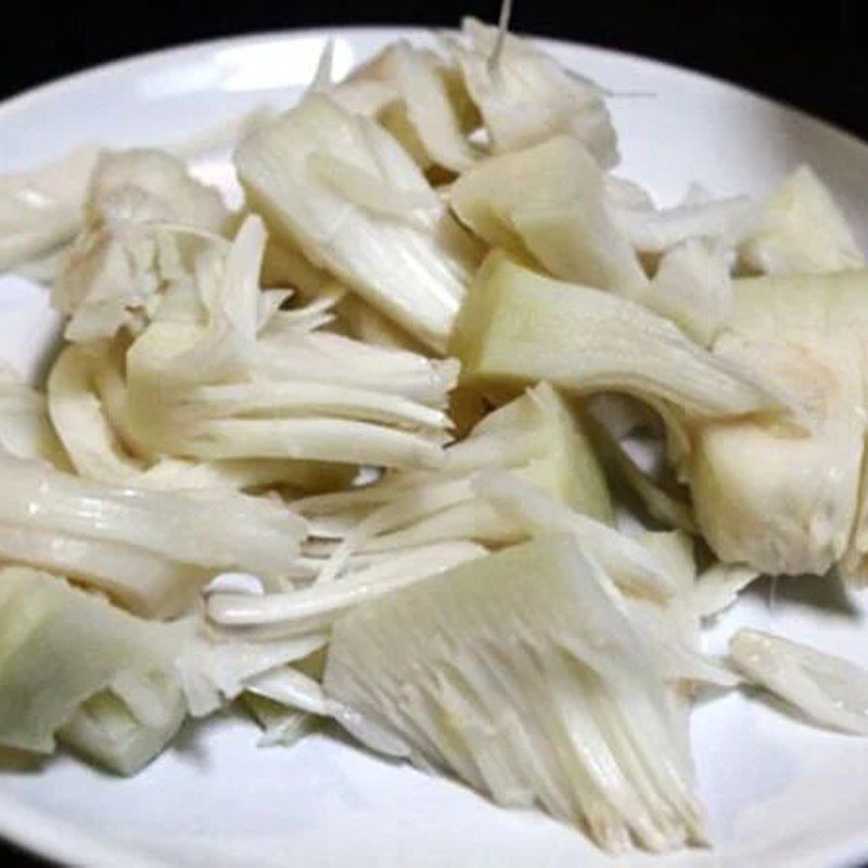 Step 2 Chop young jackfruit Young Jackfruit Stir-fry