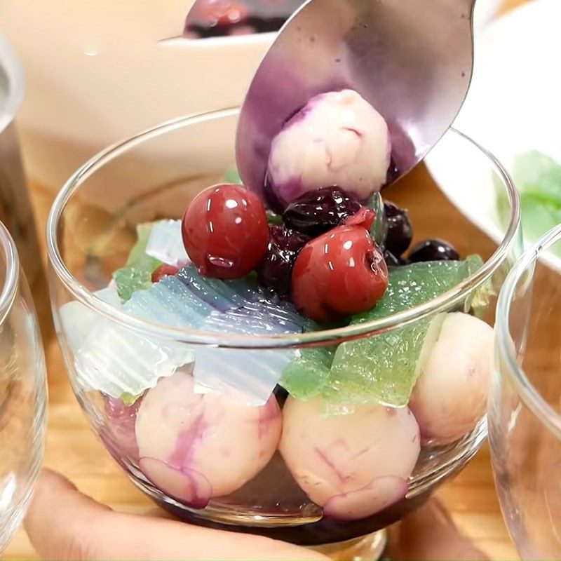 Step 5 Cut the jelly and finish coconut milk jelly