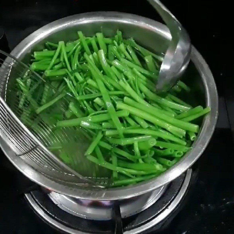 Step 2 Blanch the chem chep and water spinach for Stir-fried Chem Chep with Water Spinach