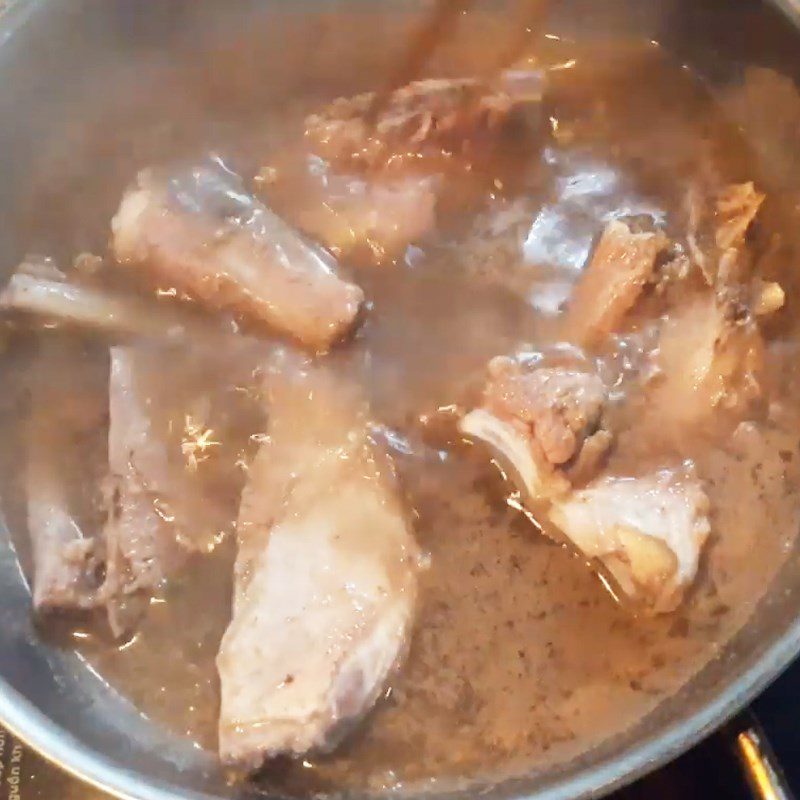 Step 2 Blanch the beef bones for Mixed Noodles