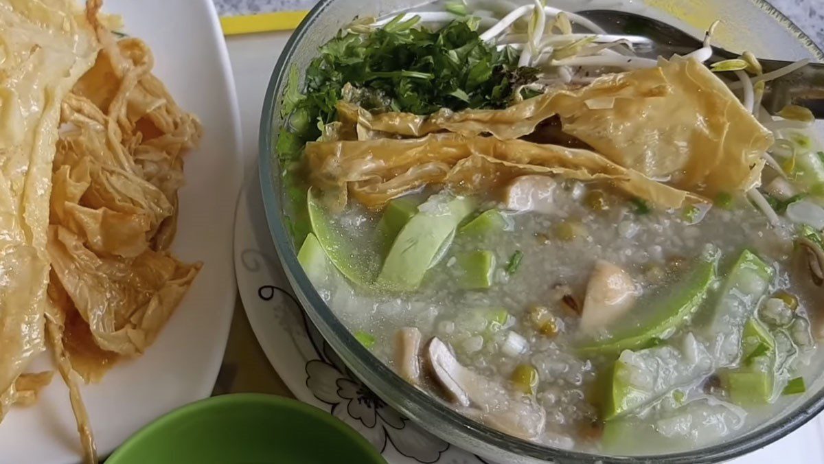 Green bean porridge with squash