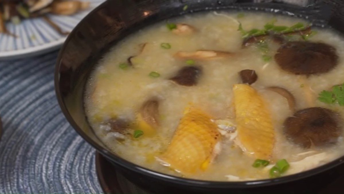 Ginger Chicken Mushroom Porridge