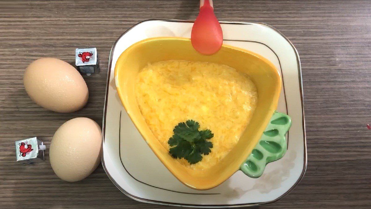 Chicken egg pumpkin cheese porridge