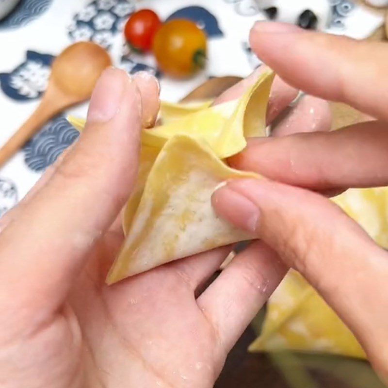 Step 3 Cooking crab cheese wontons