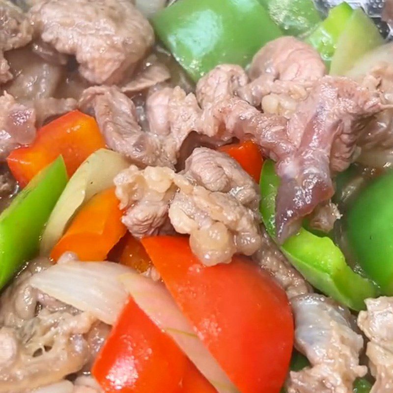 Step 2 Cooking Beef for Mixed Pho (Recipe shared from TikTok Cooking with TasteVN)