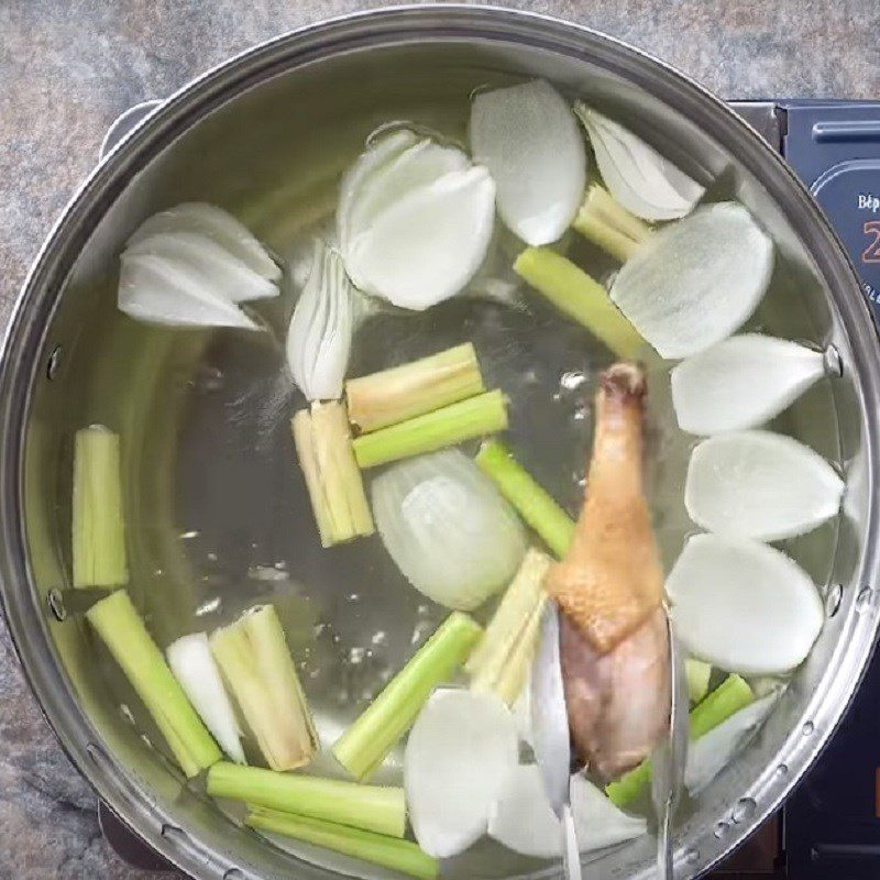 Step 2 Cooking Spicy Chicken Hot Pot