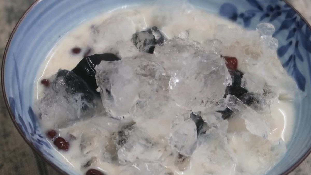 Red Bean Jelly with Fresh Milk