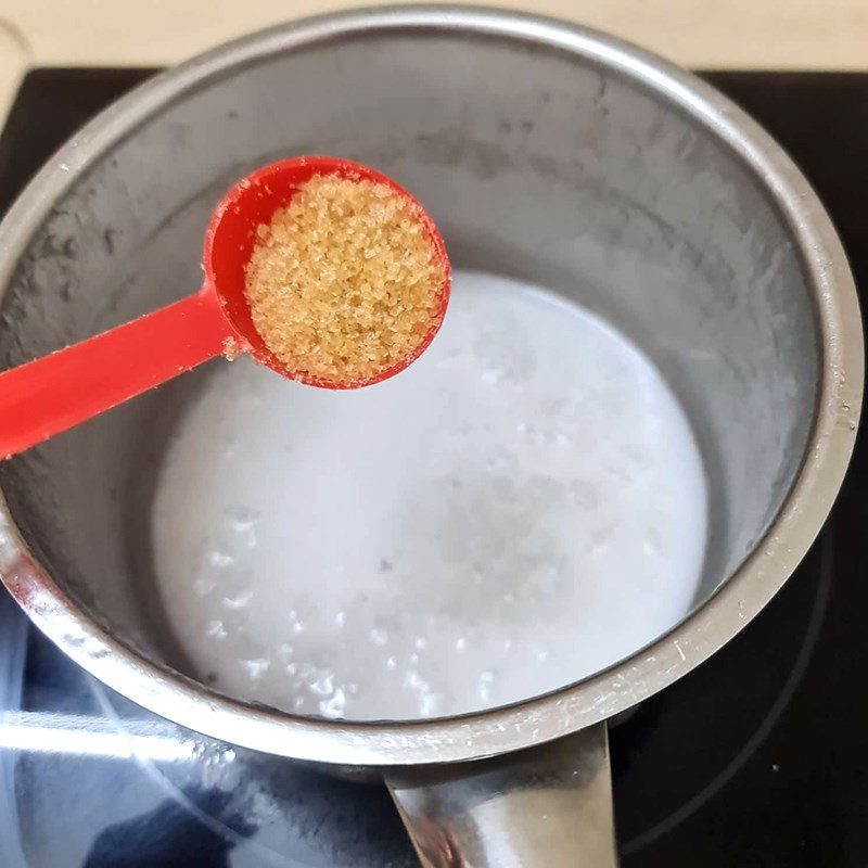 Step 2 Prepare coconut milk for mung bean dessert