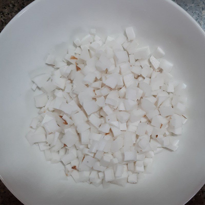 Step 2 Prepare the ingredients for the jelly with sago and fruit (recipe shared by a user)