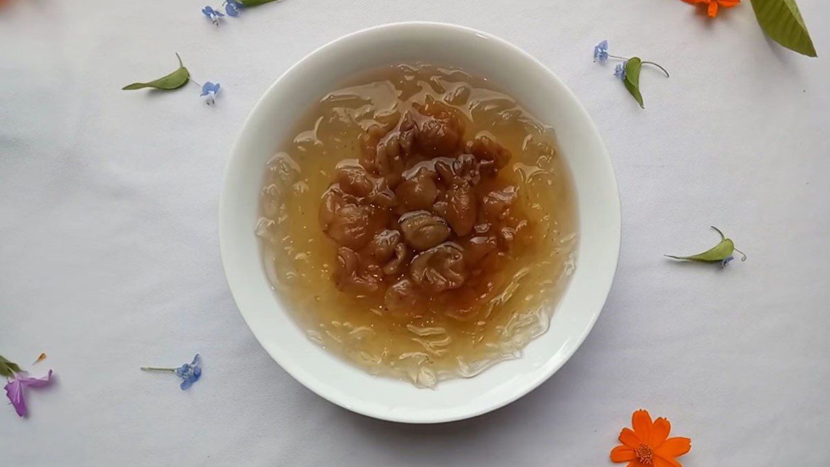 Longan jelly dessert