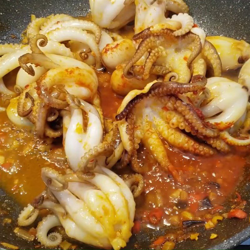 Step 4 Fry the octopus Fried octopus with fish sauce