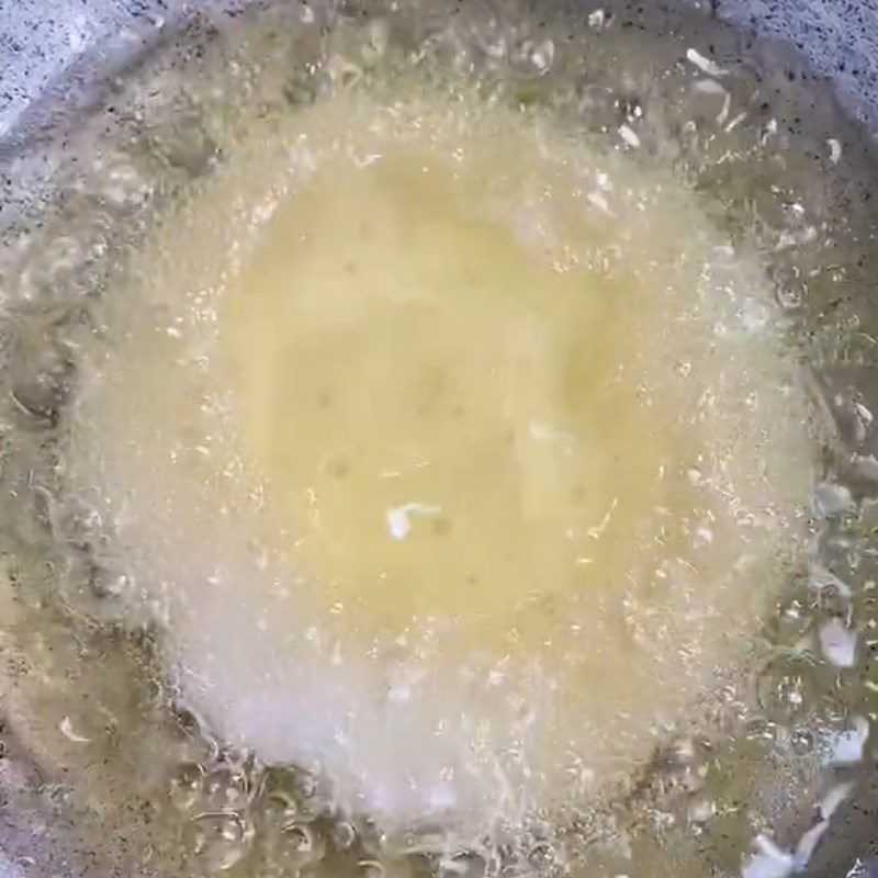 Step 2 Frying the cake Yến tail cake (Recipe shared from Tiktok Cooking with TasteVN)