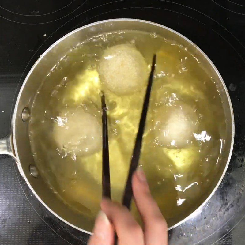 Step 5 Fry the Red Bean Paste Cake