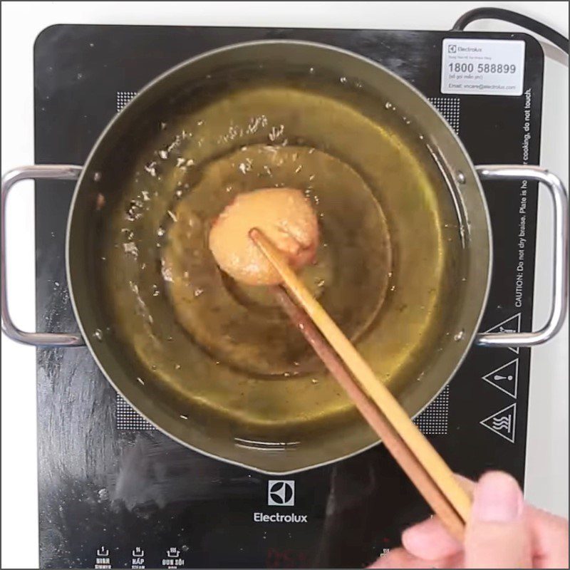 Step 2 Frying Cake Fried Oreo