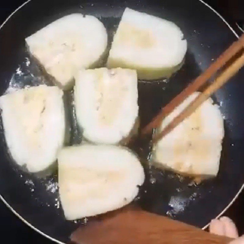 Step 2 Frying Cake Fried Chung Cake (Tet Cake)