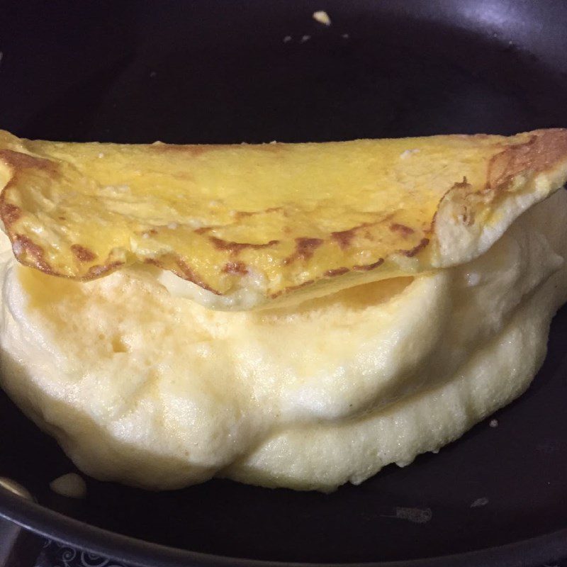 Step 2 Frying Fluffy Eggs