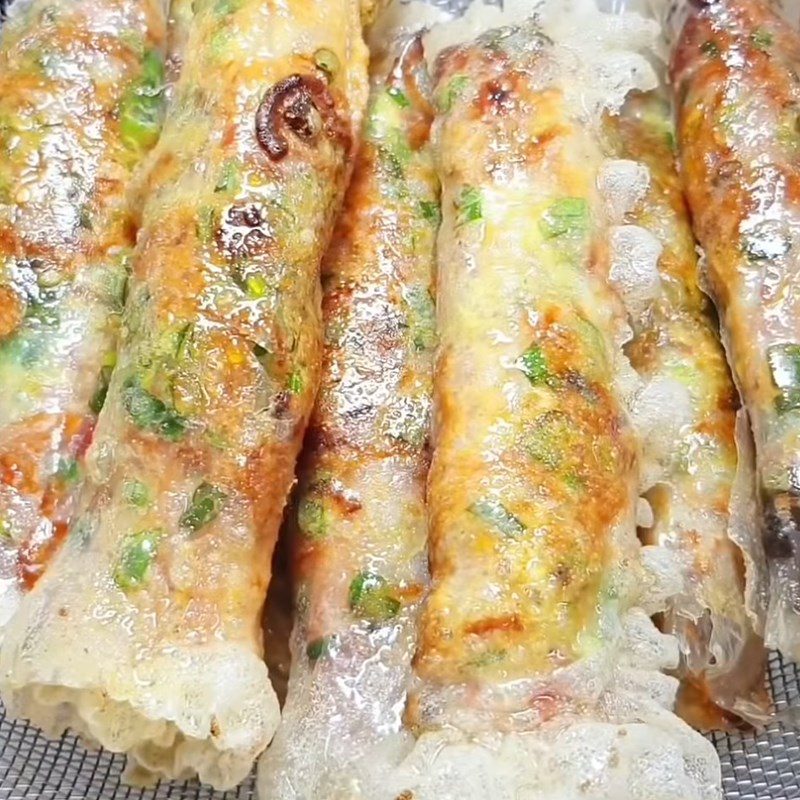 Step 3 Fried rice paper Fried rice paper rolls