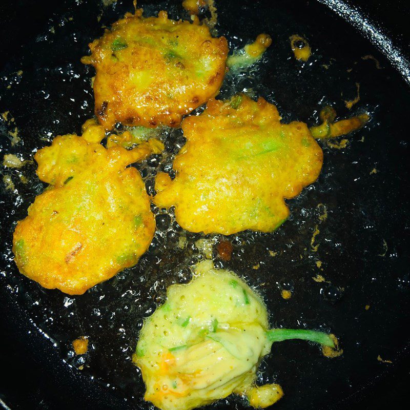 Step 5 Stuffed Zucchini Flowers Fried Crispy Stuffed Zucchini Flowers