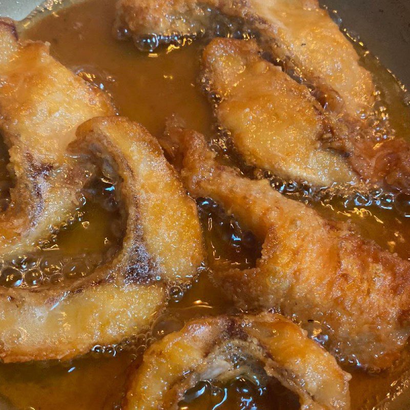 Step 2 Fry the fish for Fish Noodle Dip