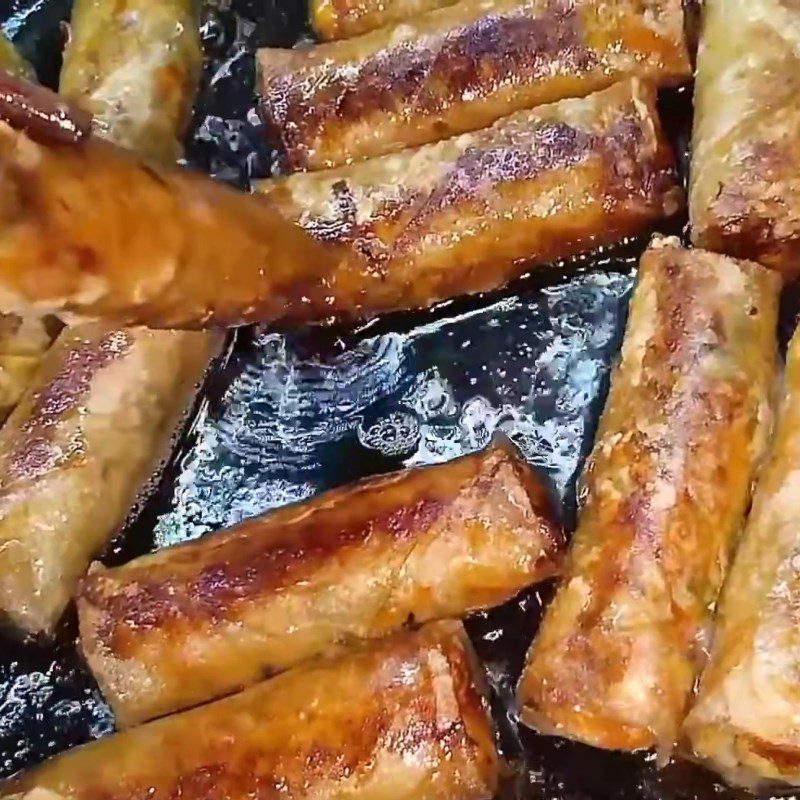 Step 4 Frying the Salmon Spring Rolls