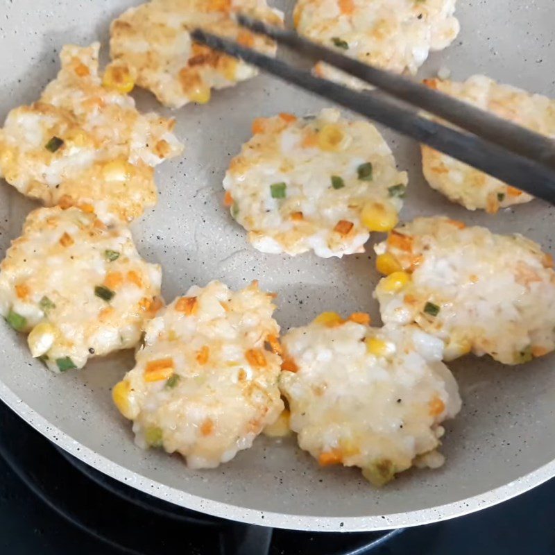 Step 4 Fried Shrimp Cakes Shrimp Cakes with Vegetables