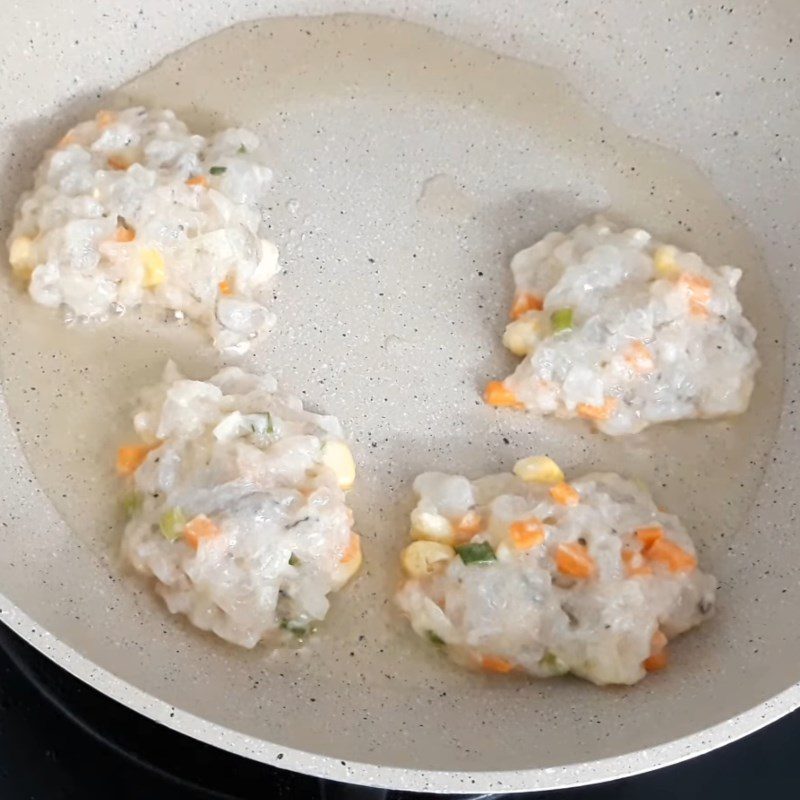 Step 4 Fried Shrimp Cakes Shrimp Cakes with Vegetables