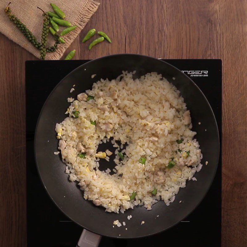 Step 4 Fried rice Green chili salt fried rice