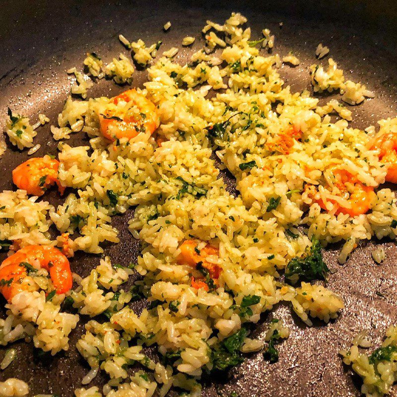 Step 2 Fry the rice for Salted Rice with Shrimp