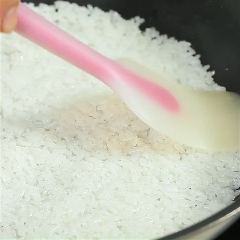 Step 3 Frying Rice Crispy Rice with Pork Floss