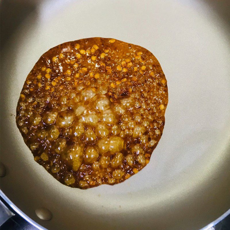 Step 4 Frying pork skin Fried pork skin with fish sauce