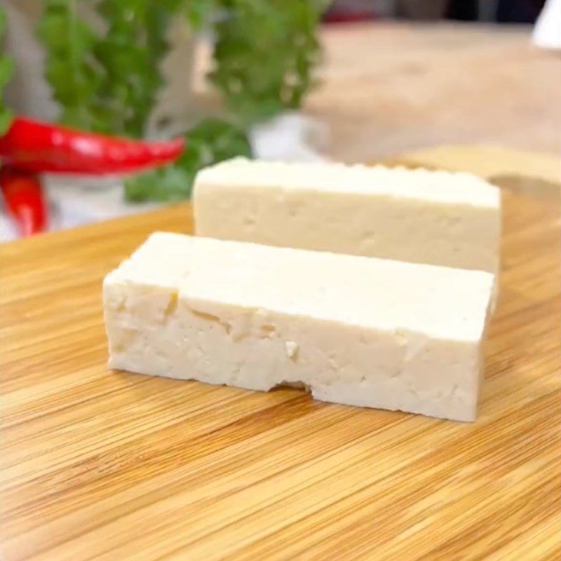 Step 2 Frying Tofu Tofu cooked with galangal and lemongrass