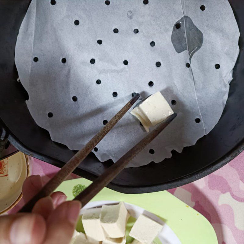 Step 1 Fry the tofu Spicy soft tofu