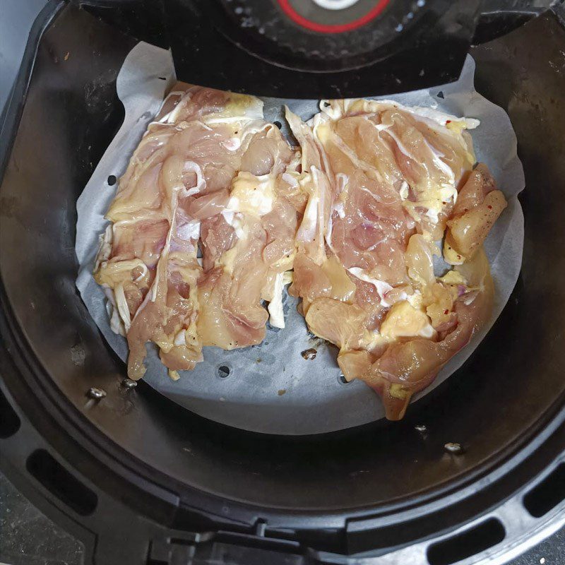 Step 3 Fry the chicken thighs Honey soy sauce chicken