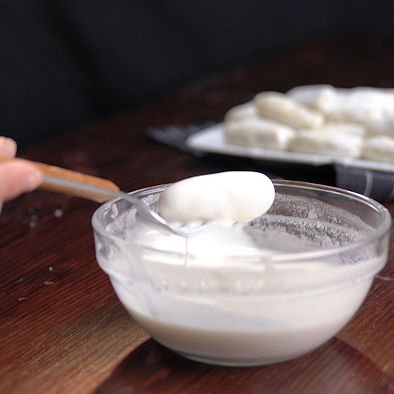 Step 4 Fry the dumplings Sweet potato dumplings