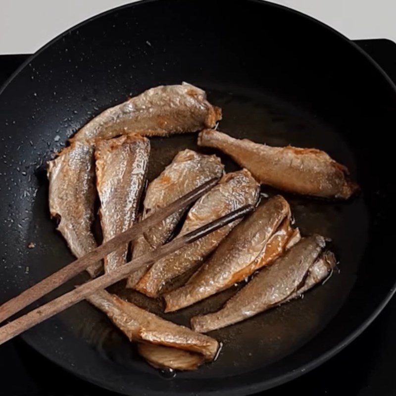 Step 1 Fry the dried fish Dried fish with fish sauce