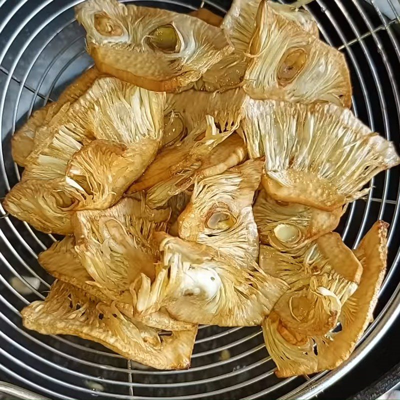 Step 3 Fry Jackfruit Young jackfruit fried with fish sauce