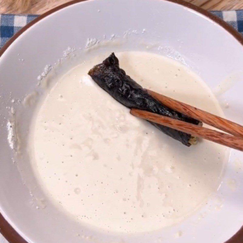 Step 6 Fry the seaweed Vegetarian rice paper rolls