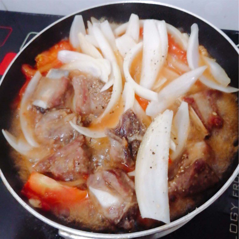 Step 4 Fry the ribs and sweet and sour sauce Sweet and sour ribs (recipe shared by user)