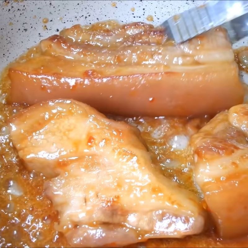 Step 6 Frying the meat Noodle with meat sauce and egg roll