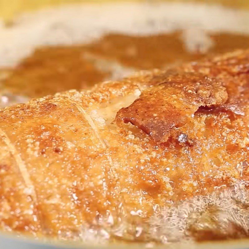 Step 5 Frying meat Crispy rolled pork belly