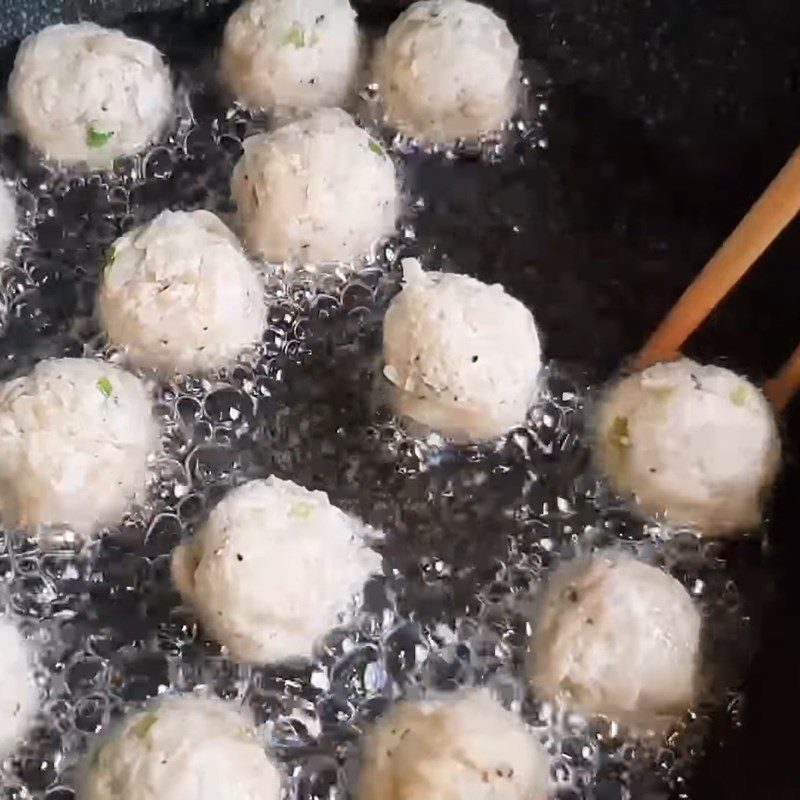 Step 5 Frying the meatballs Vegetarian meatballs