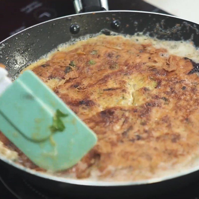 Step 3 Frying Eggs Fried Beef Eggs