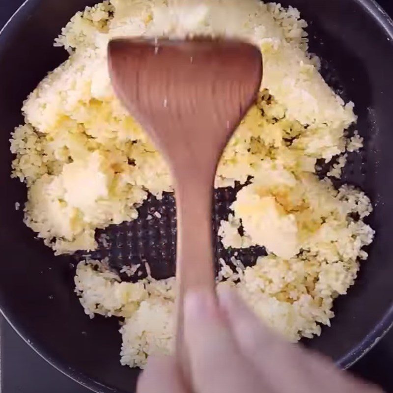 Step 5 Add rice Octopus rice