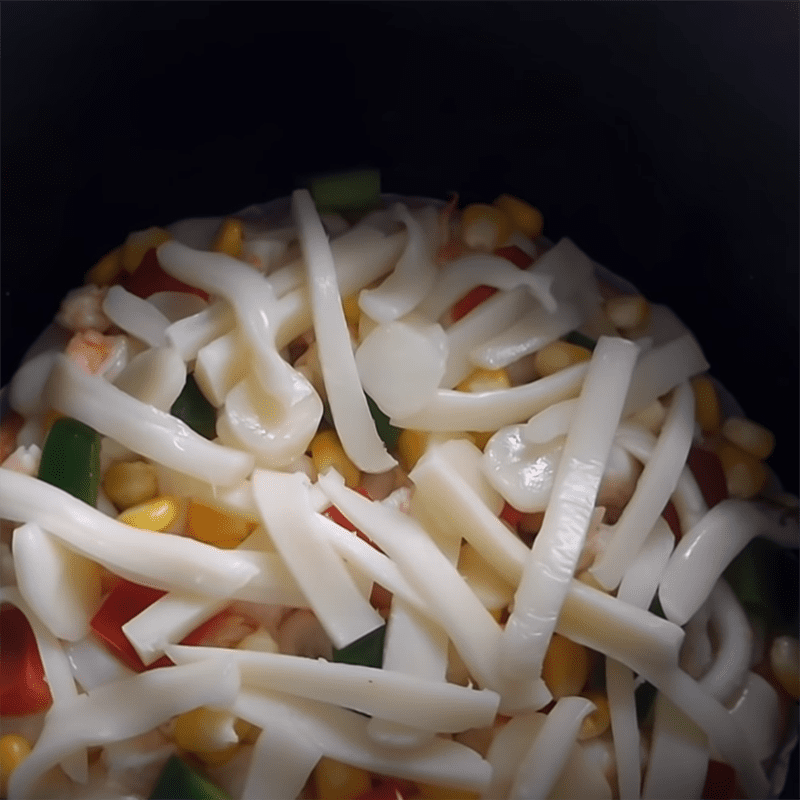 Step 4 Add the filling to the dough Seafood Pizza