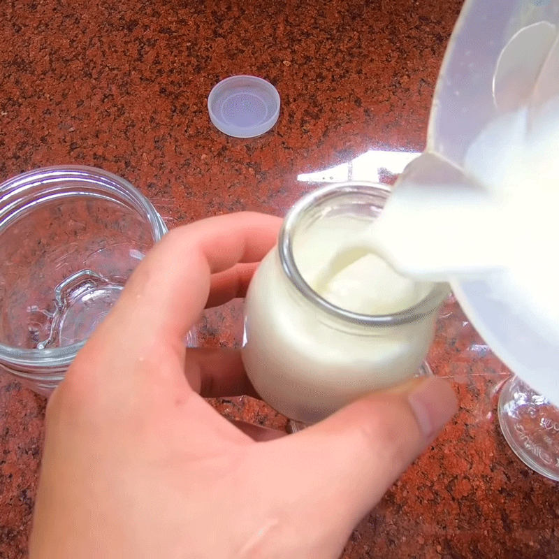 Step 3 Put into jars Durian yogurt