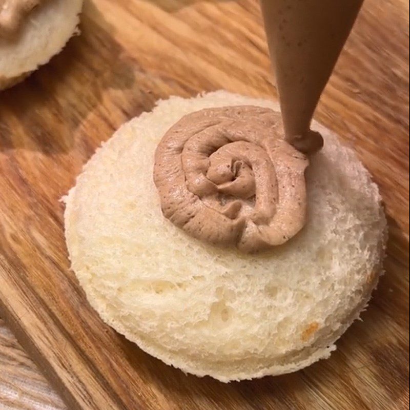 Step 2 Prepare the bread for Paparoti (Recipe shared from TikTok Cooking with TasteVN)