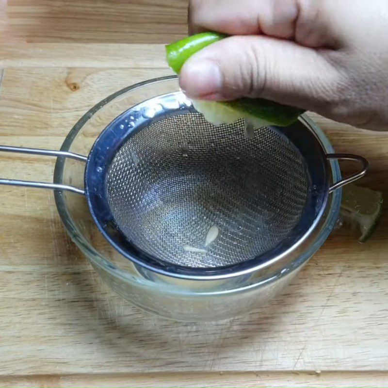 Step 1 Prepare the ingredients for Dried Banana Stir-fried with Ginger