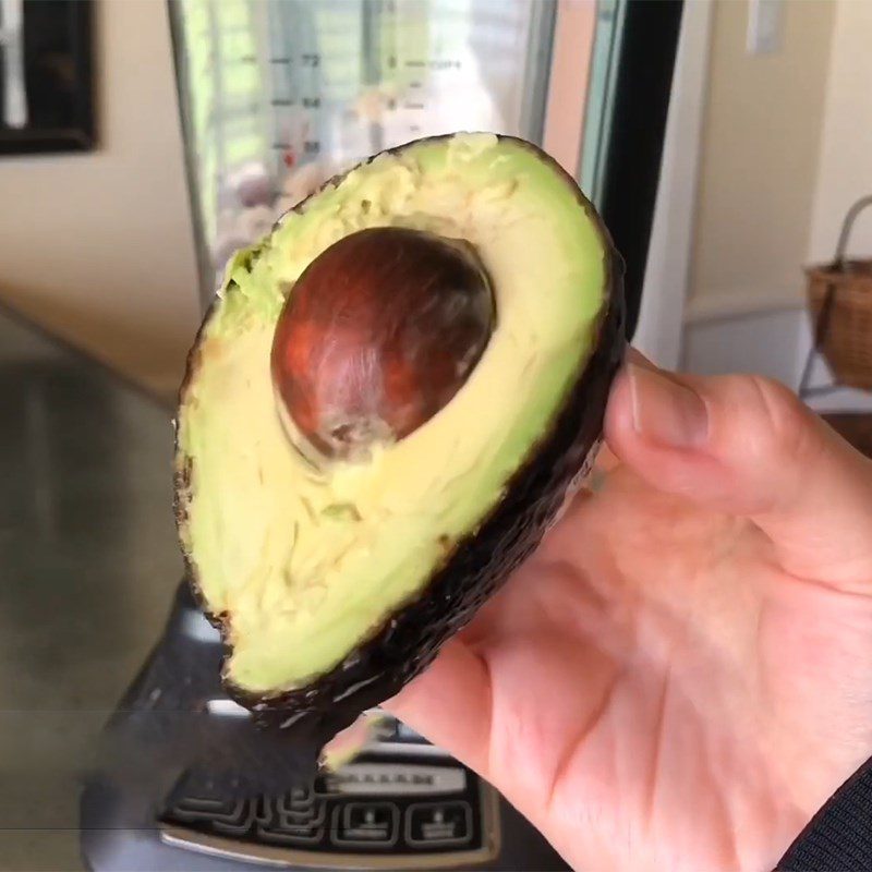 Step 1 Prepare the ingredients for Cherry Avocado Banana Spinach Smoothie