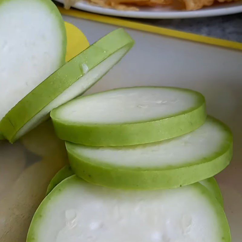 Step 2 Prepare the remaining ingredients Vegetarian mung bean porridge with gourd