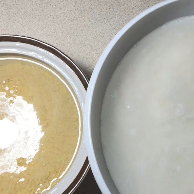 Step 2 Prepare the Sticky Rice and Mung Beans for Steamed Banh Chung with a Pressure Cooker